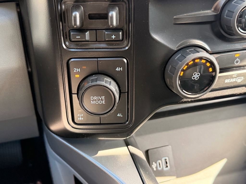 New 2026 Ford F250 XLT w/ 360-Degree Camera Package image 15