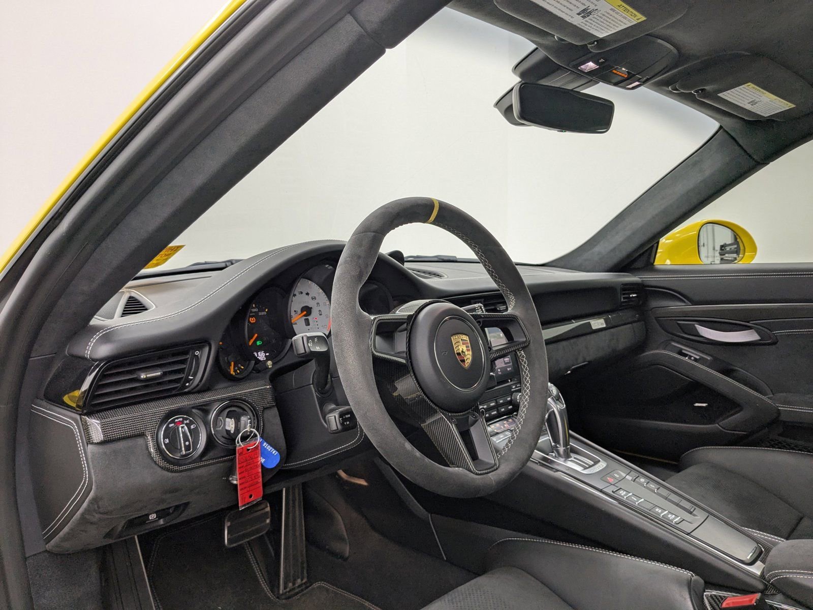 Certified 2019 Porsche 911 GT3 RS w/ Weissach Package image 19