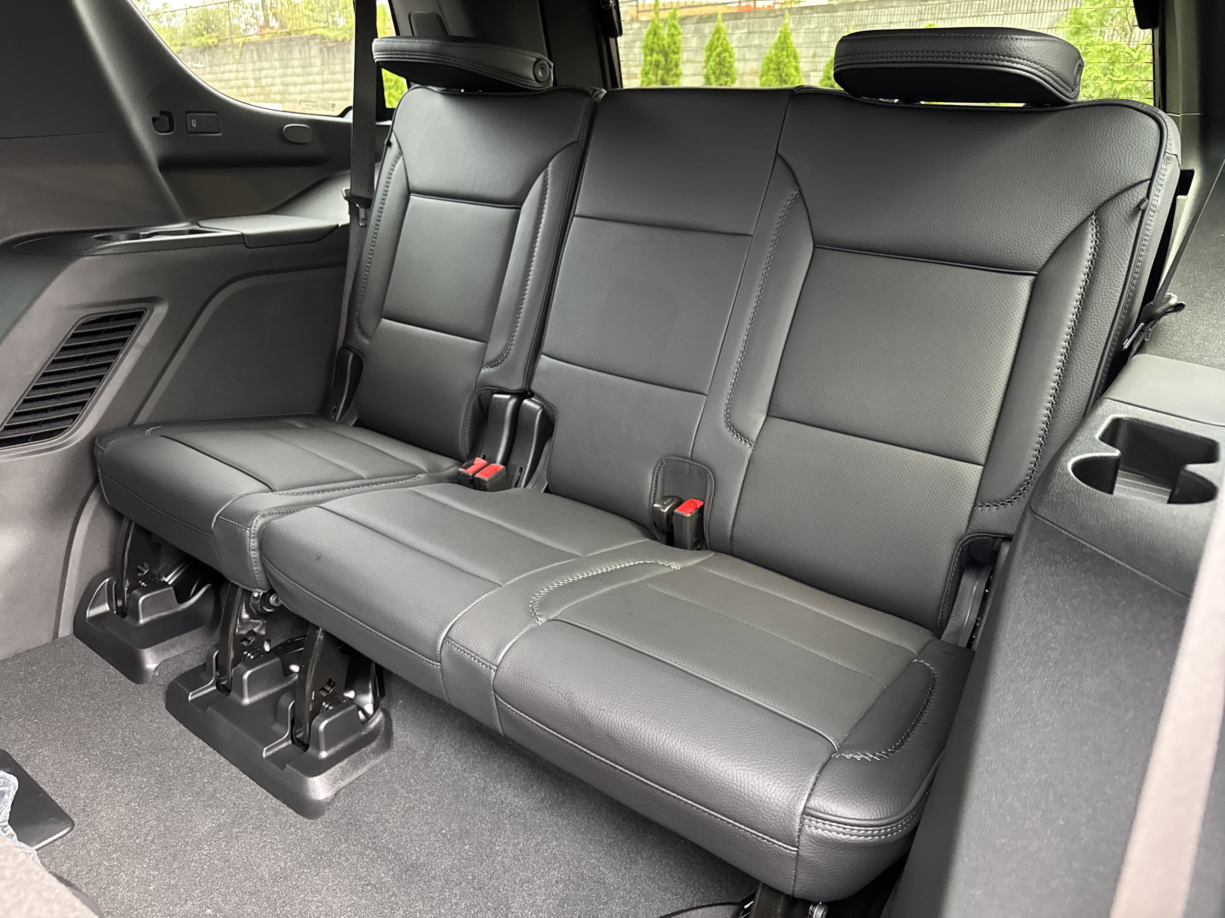 New 2026 GMC Yukon Denali w/ Sun & Power Step Package image 31