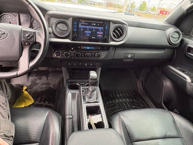 Used 2017 Toyota Tacoma TRD Pro AWD/4WD image 20