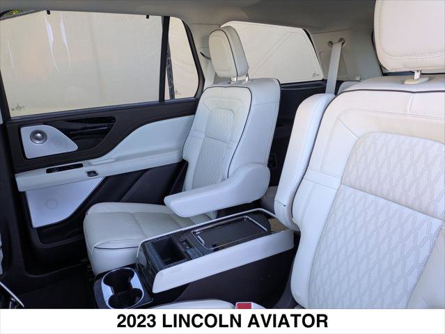 Used 2023 Lincoln Aviator Black Label w/ Class IV Trailer Tow Package image 24