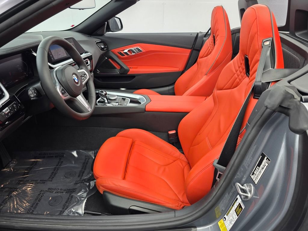 Used 2023 BMW Z4 sDrive30i w/ Shadowloine Package image 10