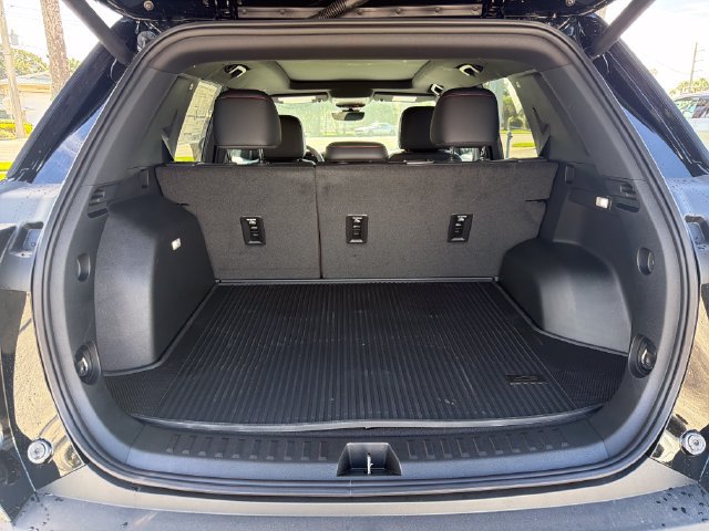 New 2027 Chevrolet Equinox RS w/ Safety and Technology Package AWD/4WD image 11