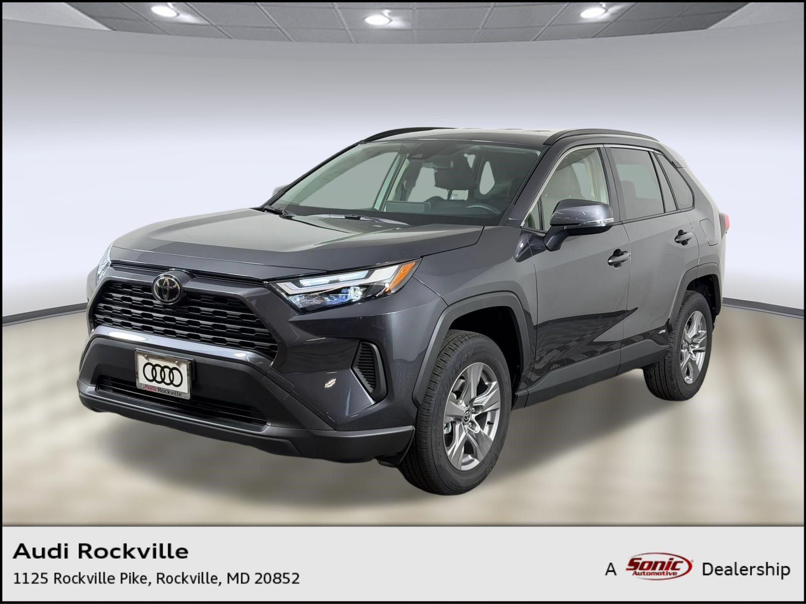 Used 2025 Toyota RAV4 XLE