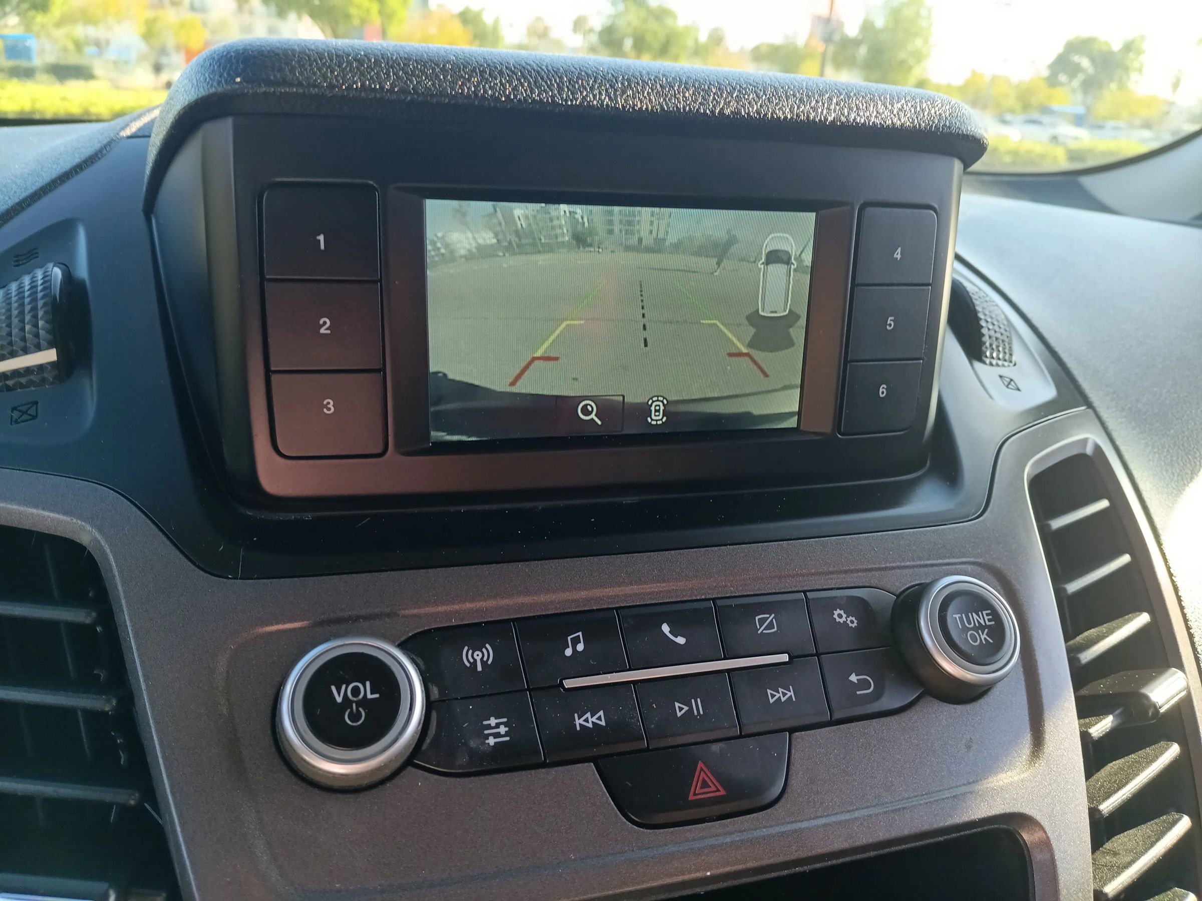 Used 2020 Ford Transit Connect XL image 20