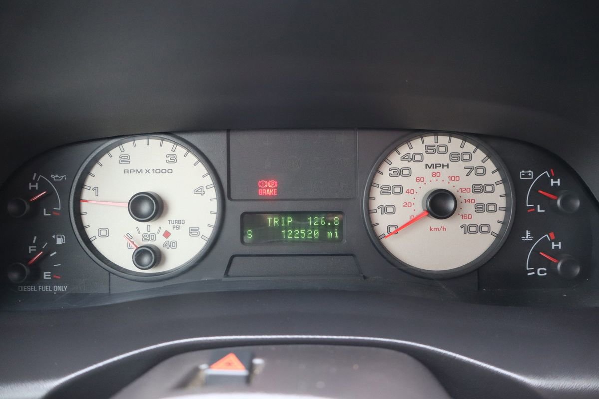 Used 2005 Ford F350 Lariat image 33