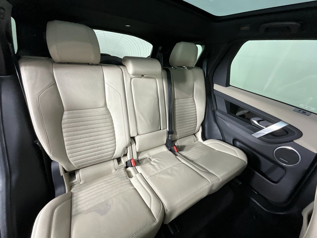 Used 2021 Land Rover Discovery Sport S image 23