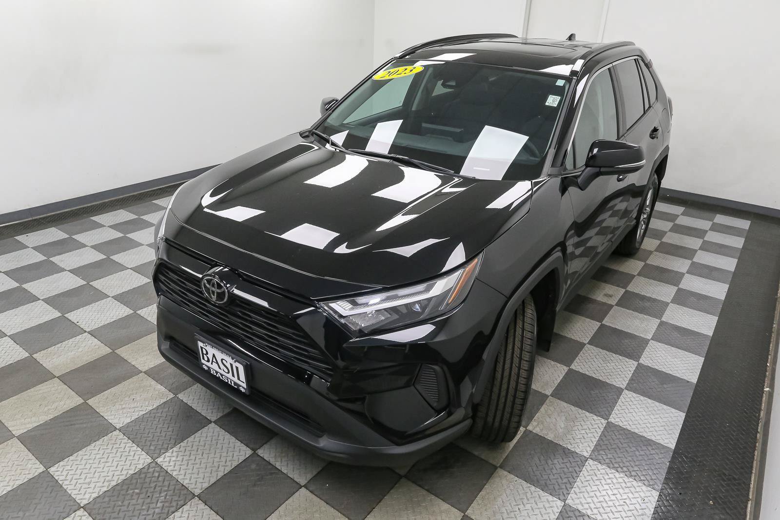 Used 2023 Toyota RAV4 XLE w/ Convenience Package AWD/4WD image 6