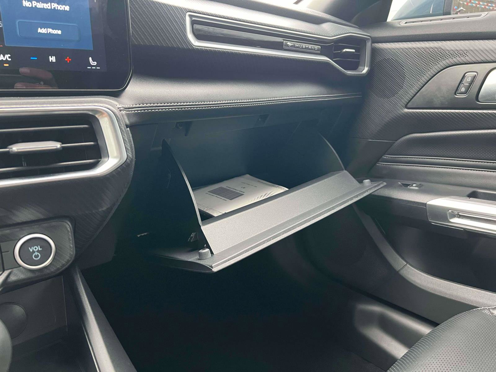 Used 2025 Ford Mustang GT Premium image 11