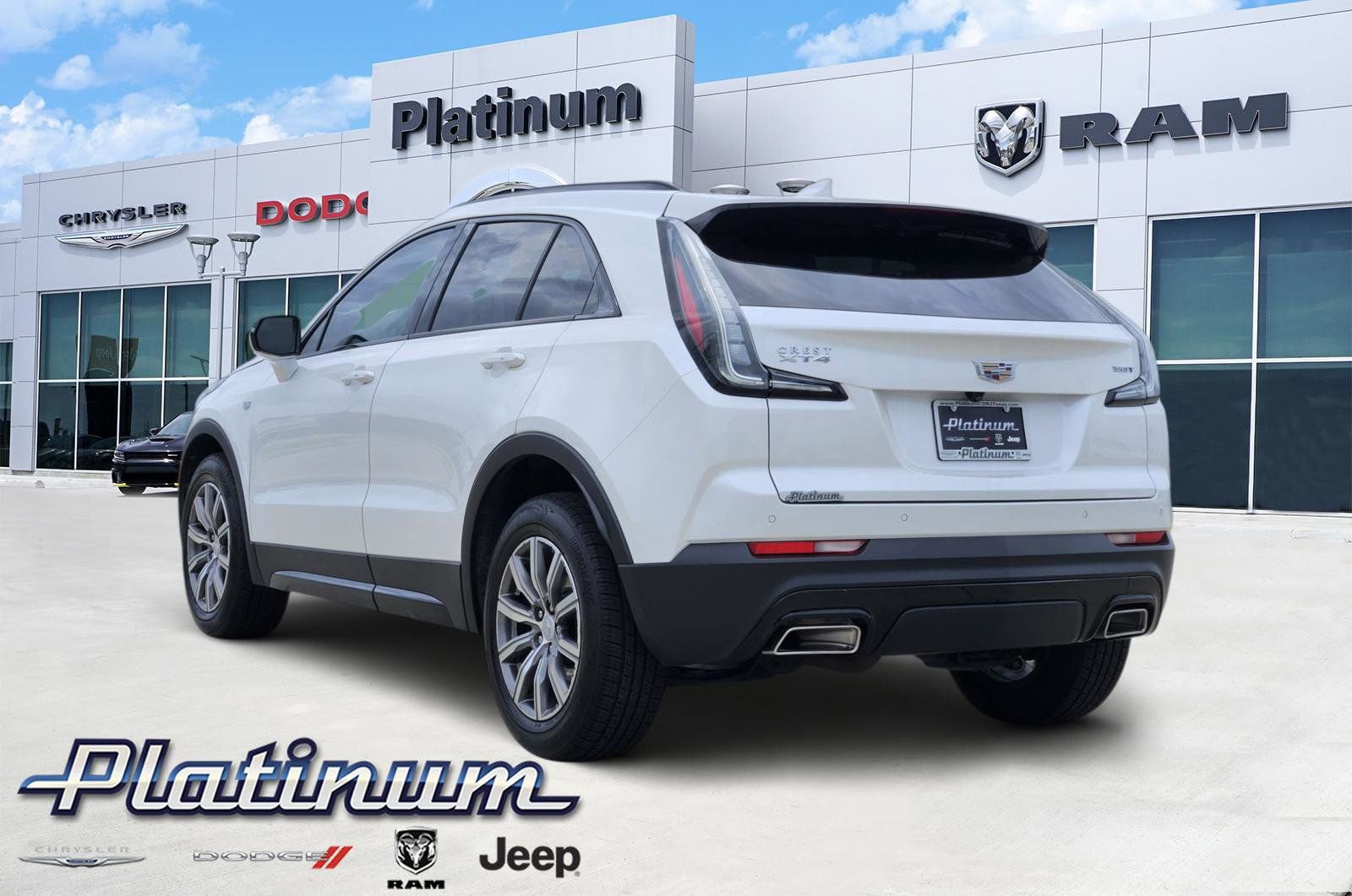 Used 2021 Cadillac XT4 Sport w/ Cold Weather Package image 4