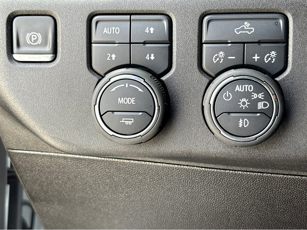 Used 2025 Chevrolet Silverado 1500 RST w/ All Star Edition Plus AWD/4WD image 11