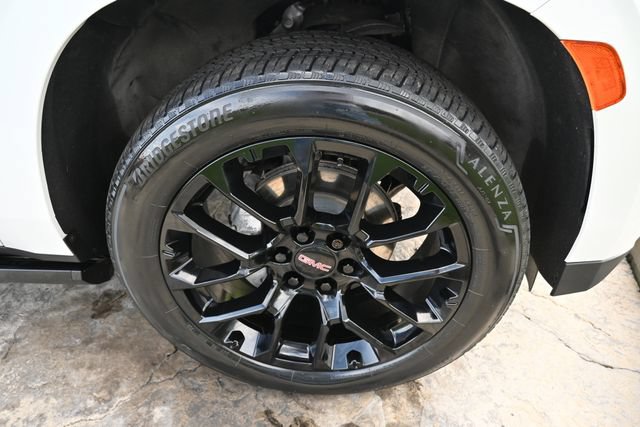 Used 2022 GMC Yukon Denali w/ Max Trailering Package AWD/4WD image 11