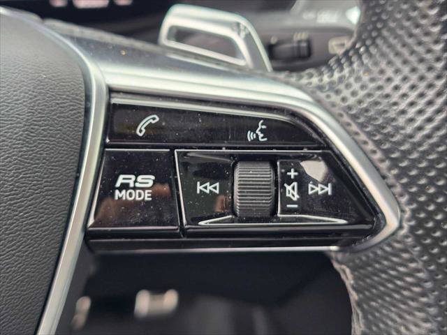 Used 2021 Audi RS 6 AWD/4WD image 32