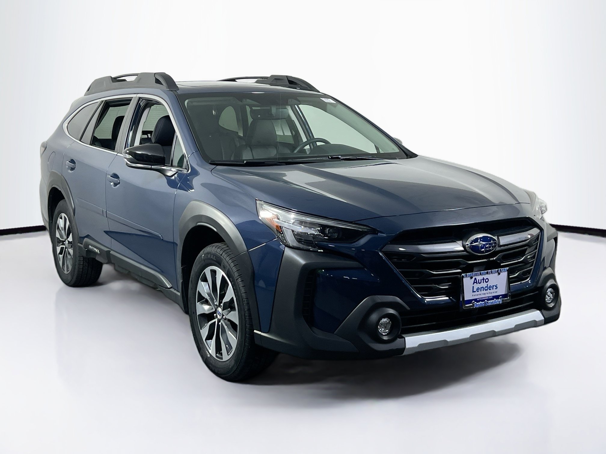 Used 2024 Subaru Outback Limited XT AWD/4WD image 3