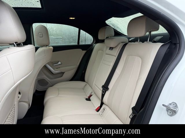 Certified 2022 Mercedes-Benz A 220 4MATIC image 17