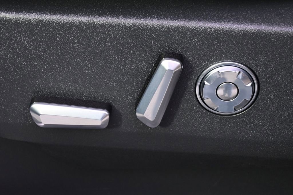 New 2026 Lincoln Navigator Reserve AWD/4WD image 14