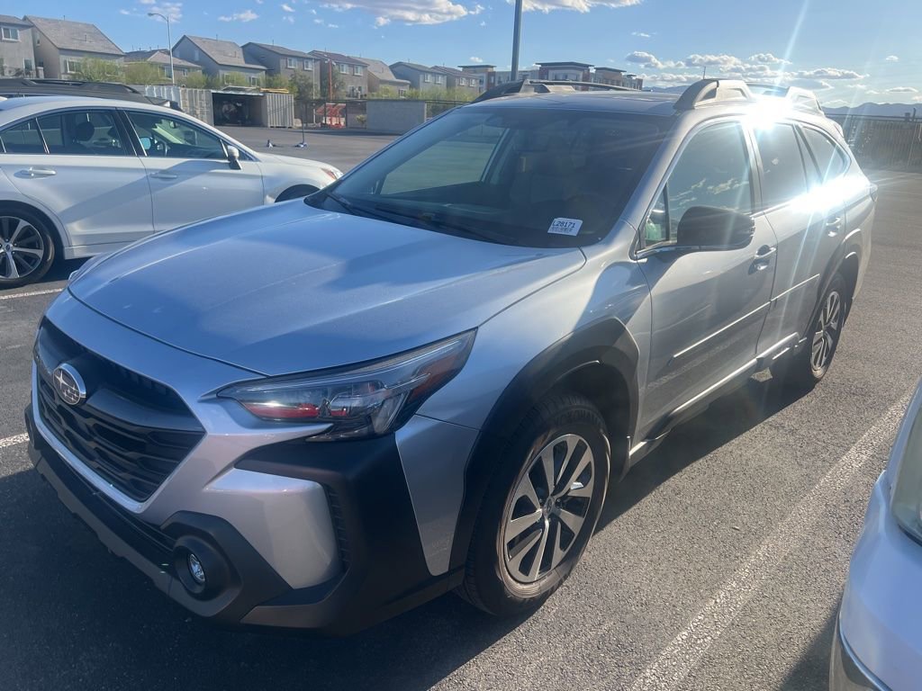 Used 2025 Subaru Outback Premium w/ Popular Package #1A AWD/4WD image 4