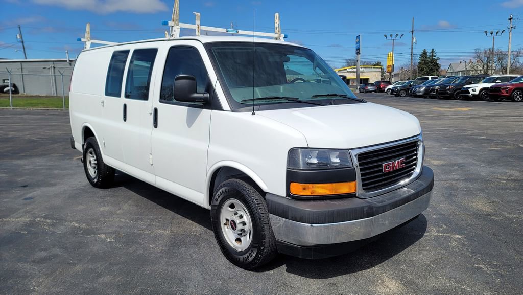 Used 2017 GMC Savana 2500 image 16