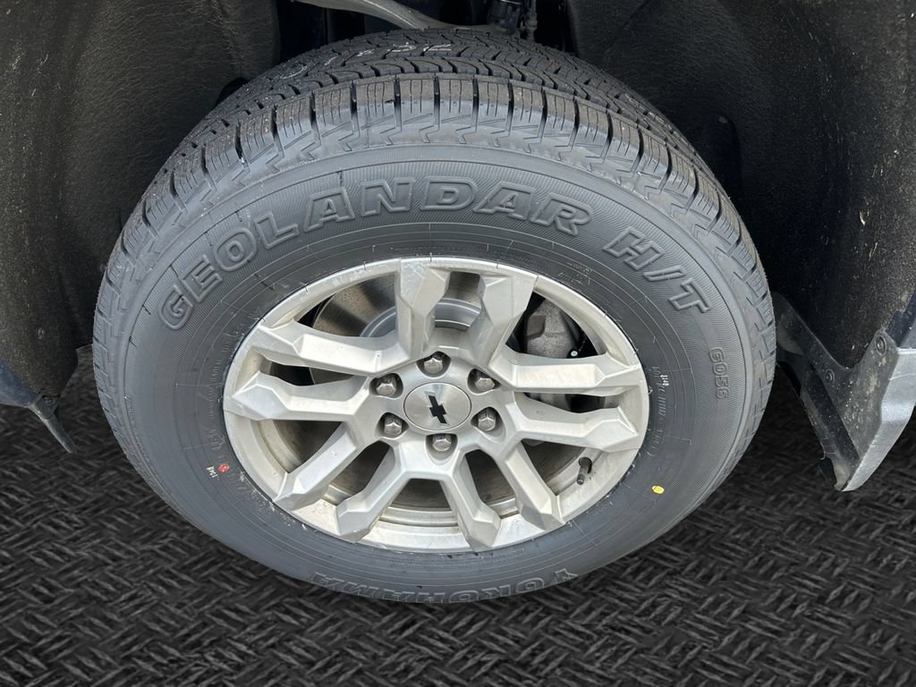 Used 2022 Chevrolet Silverado 1500 RST AWD/4WD image 11