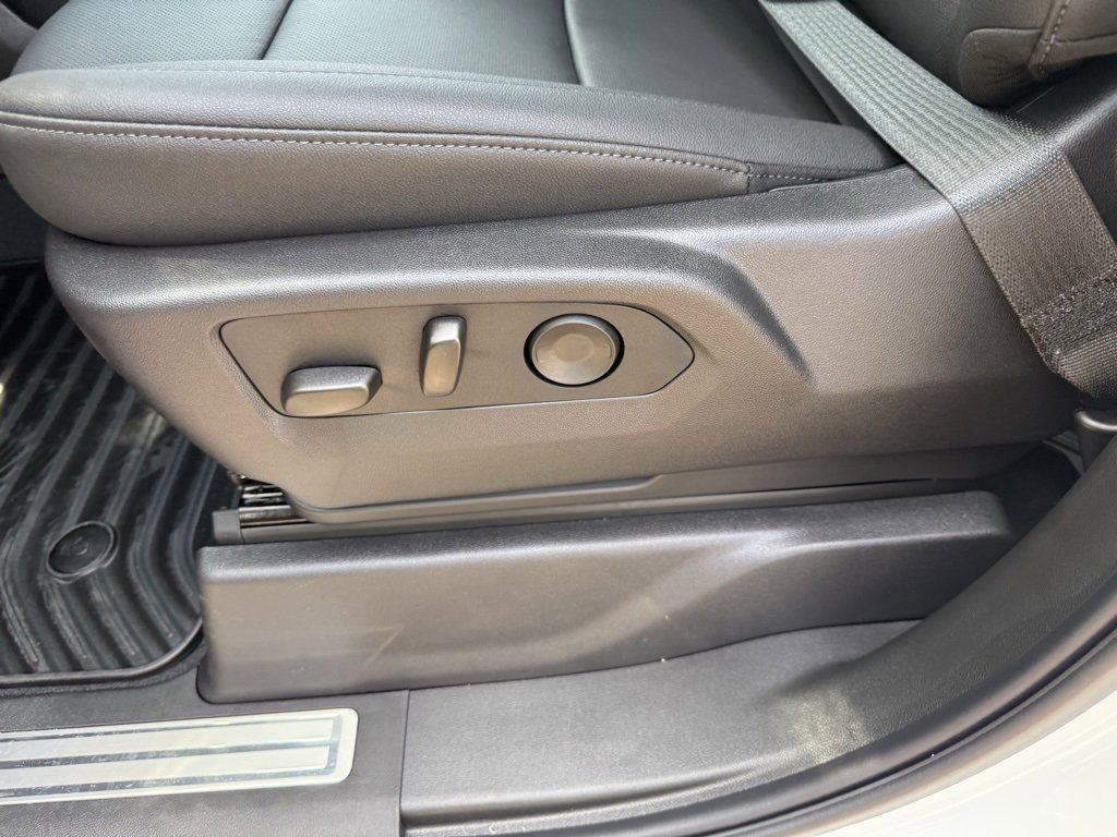 New 2026 Chevrolet Silverado 1500 LTZ image 25