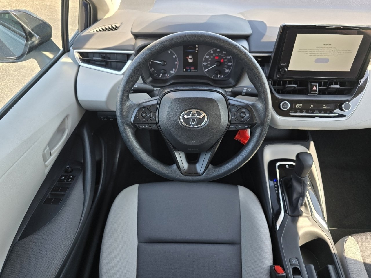 Used 2024 Toyota Corolla LE FWD image 20