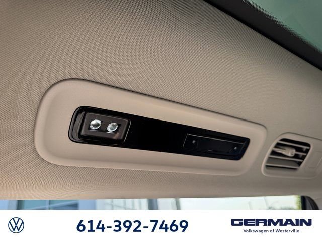 New 2025 Volkswagen ID. Buzz 1st Edition image 18