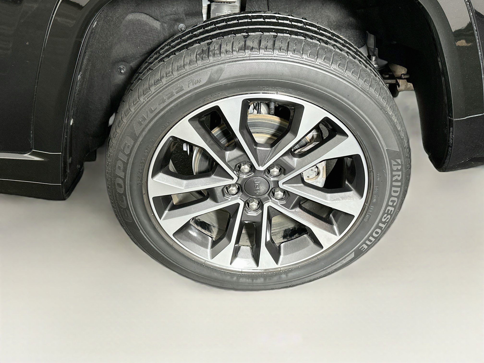 Used 2022 Jeep Grand Cherokee Overland w/ Luxury Tech Group IV RWD image 11