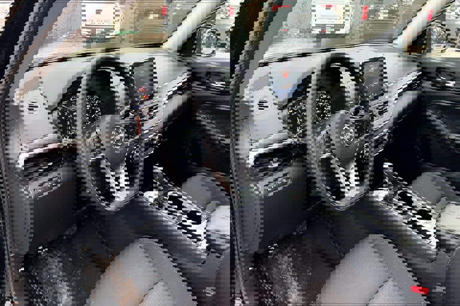 Used 2024 Nissan Altima 2.5 SV image 17