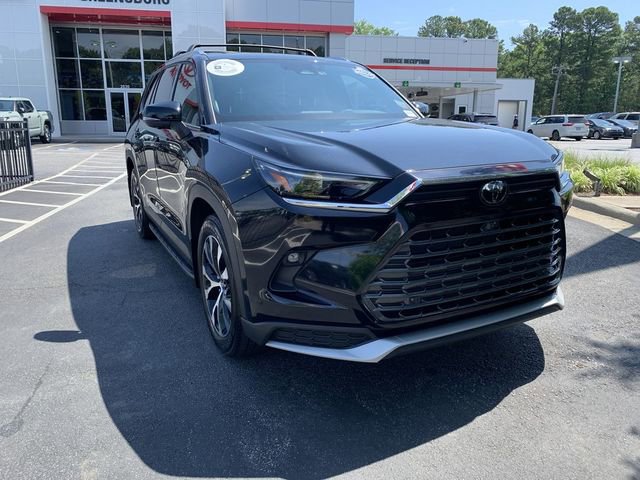 Used 2024 Toyota Grand Highlander AWD Hybrid image 2