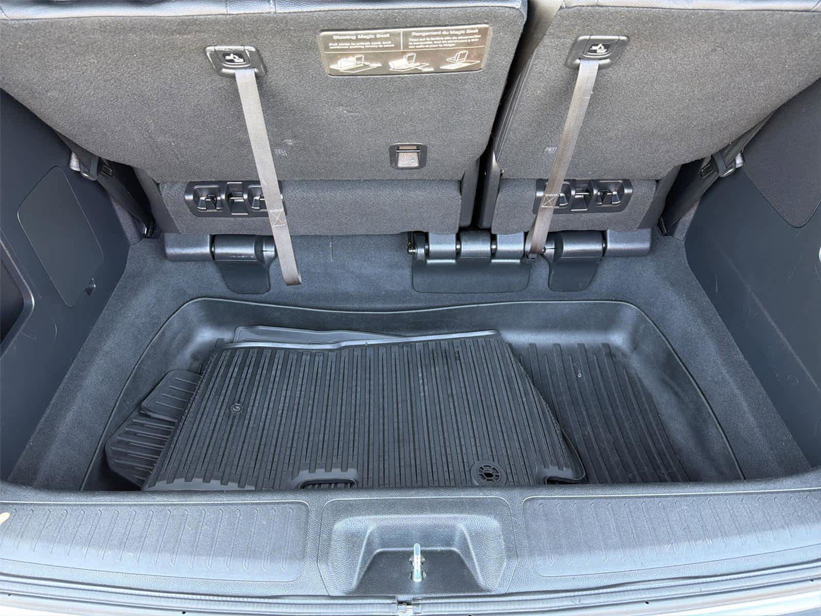 Used 2024 Honda Odyssey Elite image 21