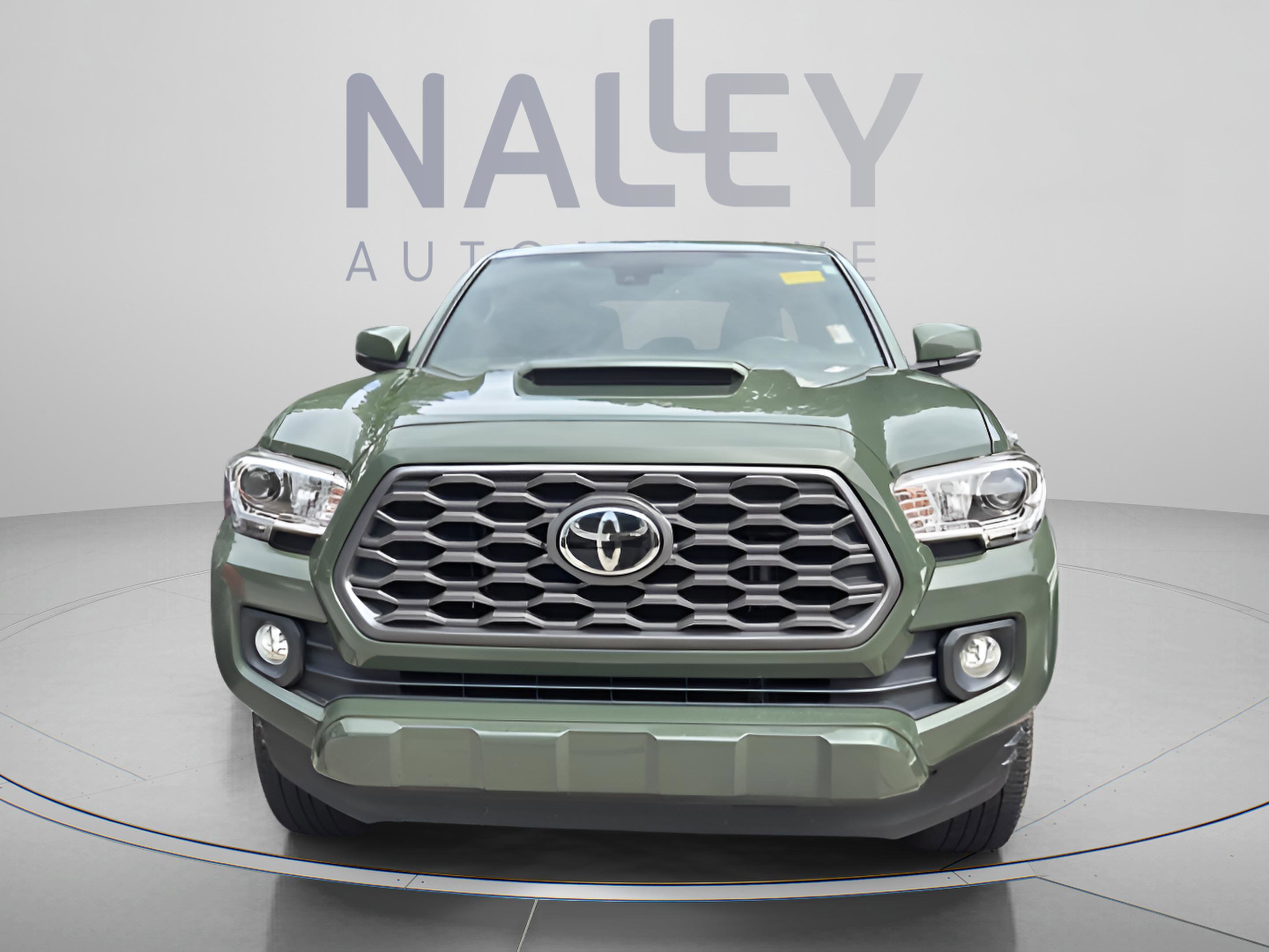 Certified 2021 Toyota Tacoma TRD Sport RWD image 4