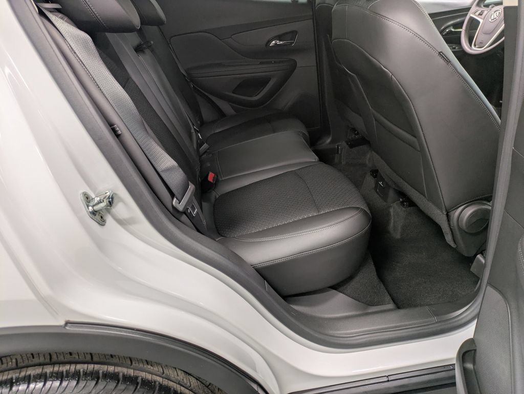 Used 2022 Buick Encore Preferred w/ Safety Package AWD/4WD image 32