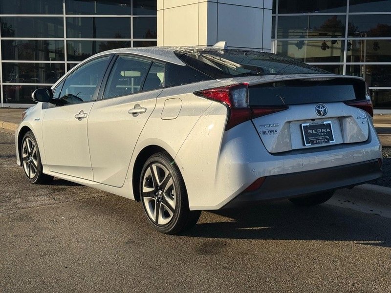 Used 2022 Toyota Prius XLE image 6