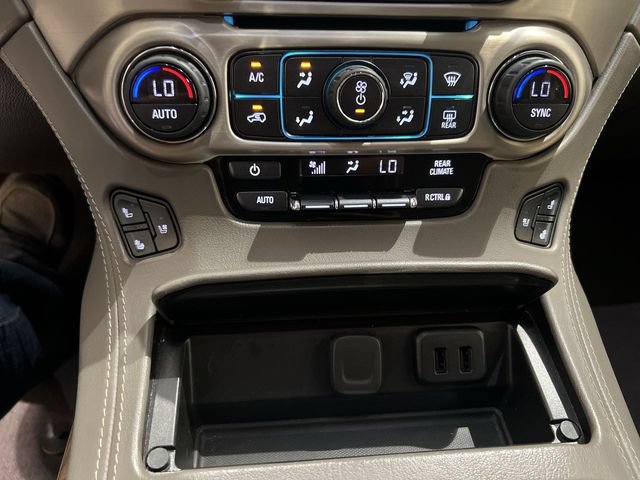 Certified 2019 GMC Yukon Denali w/ Denali Ultimate Package AWD/4WD image 17