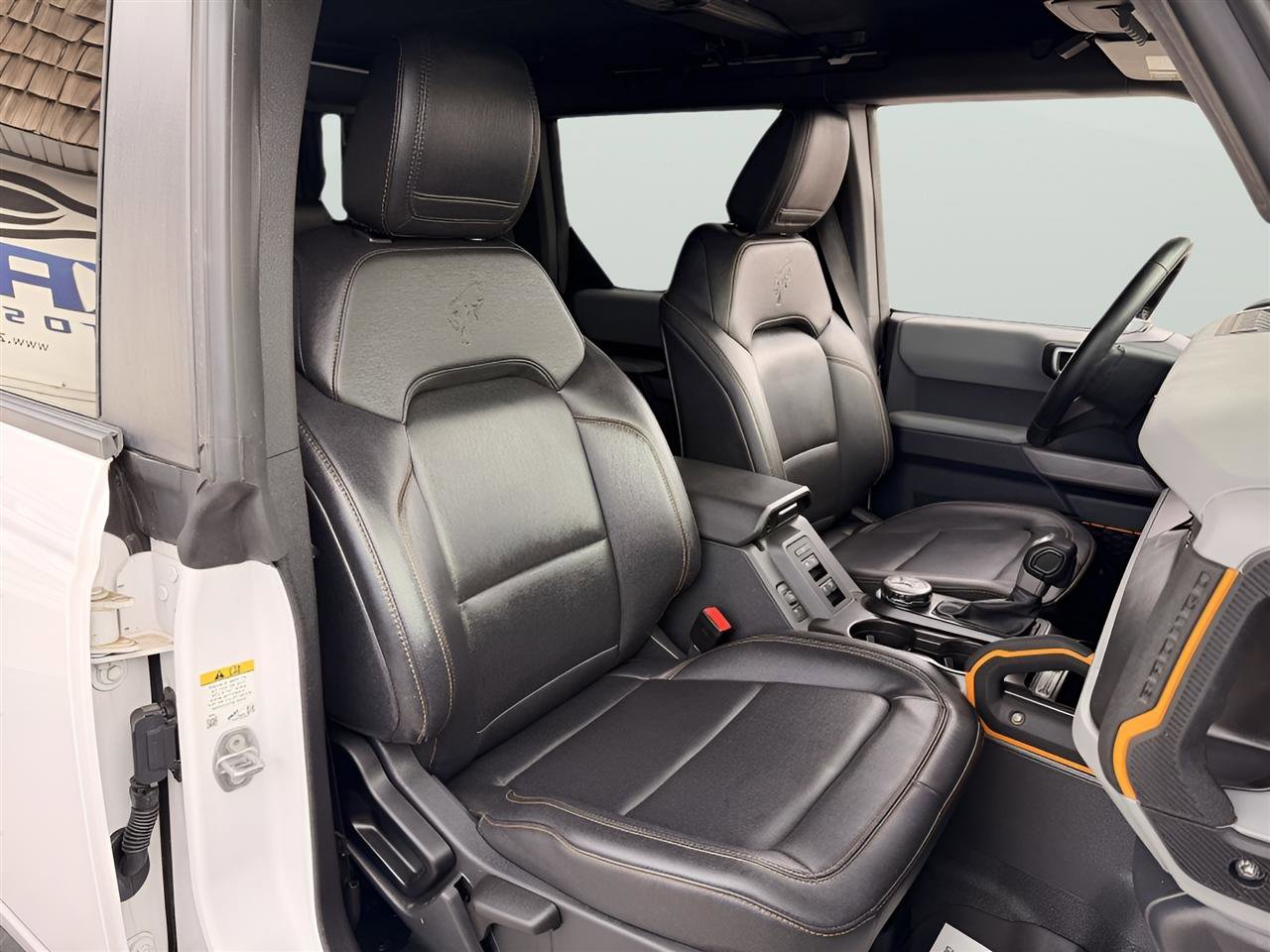 Used 2023 Ford Bronco Badlands image 14