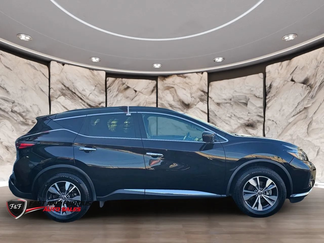 Used 2023 Nissan Murano SV AWD/4WD image 4