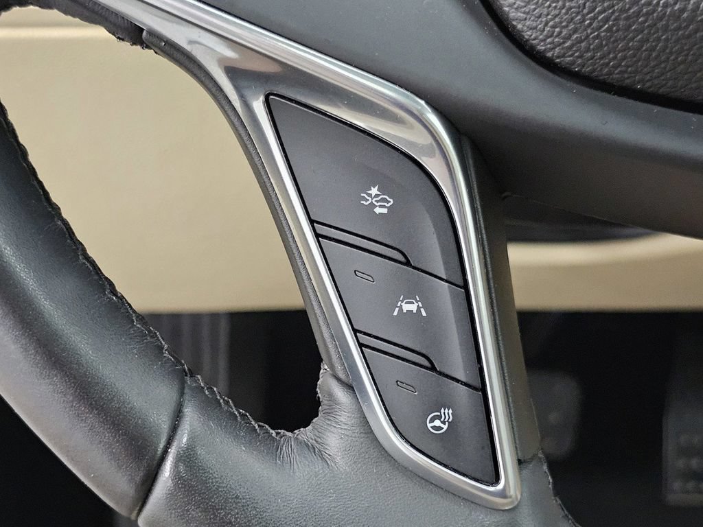 Certified 2017 Cadillac XT5 Premium Luxury w/ Advanced Security Package AWD/4WD image 43