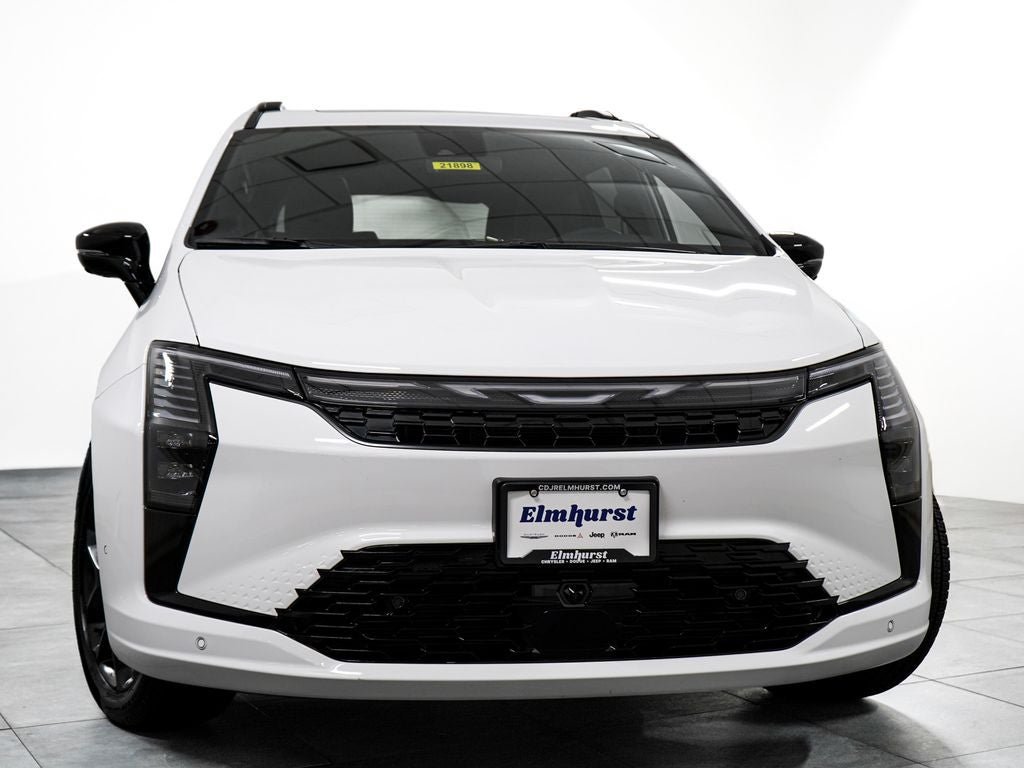 New 2027 Chrysler Pacifica Limited w/ S Appearance Package AWD/4WD image 3