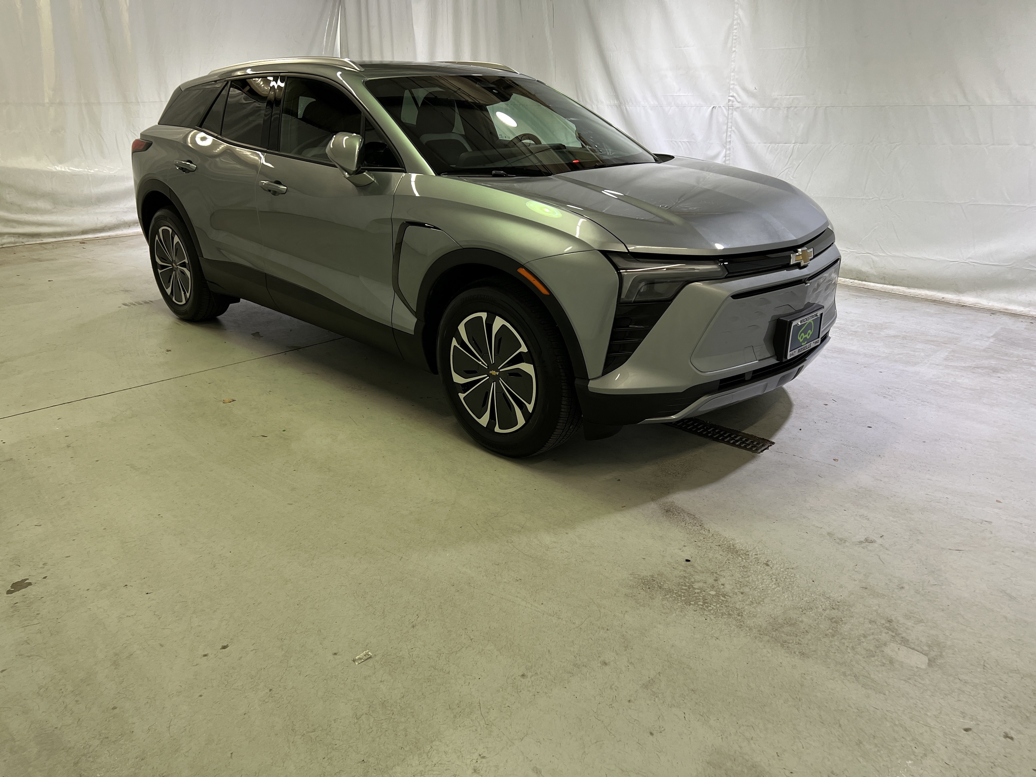 Certified 2024 Chevrolet Blazer EV LT AWD/4WD image 2