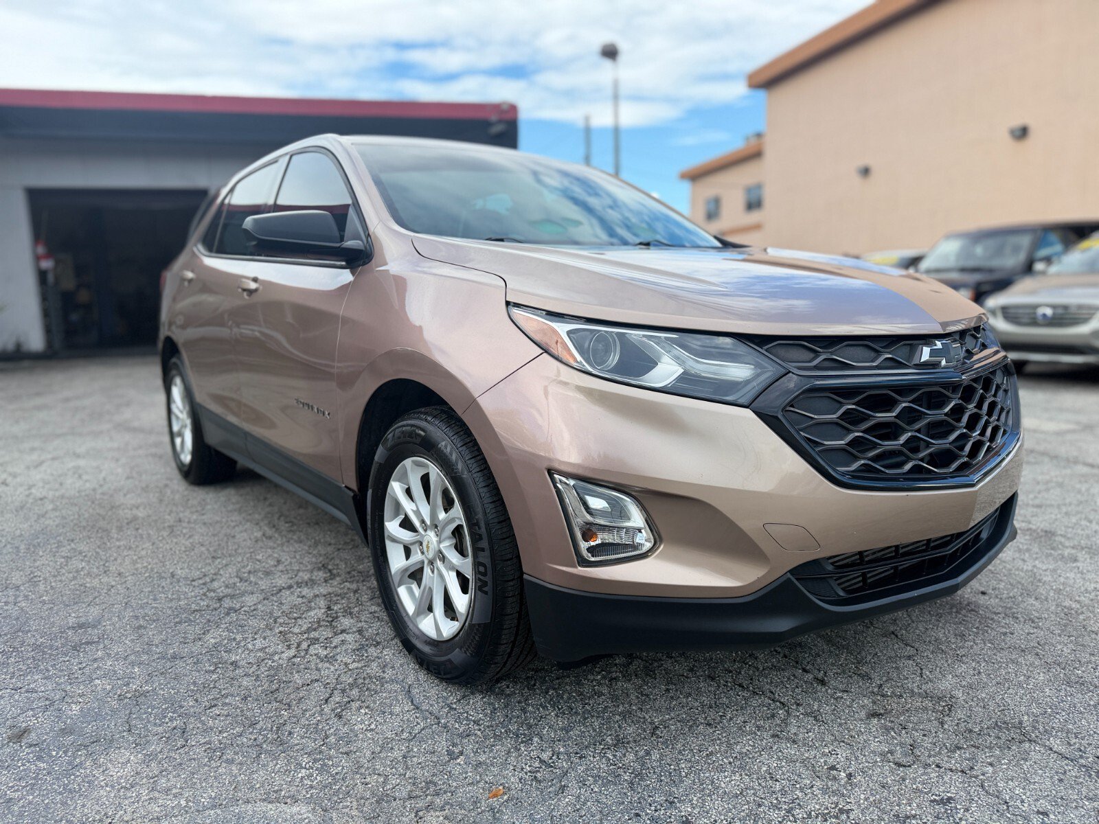Used 2019 Chevrolet Equinox LS w/ LPO, Blackout Package FWD image 7