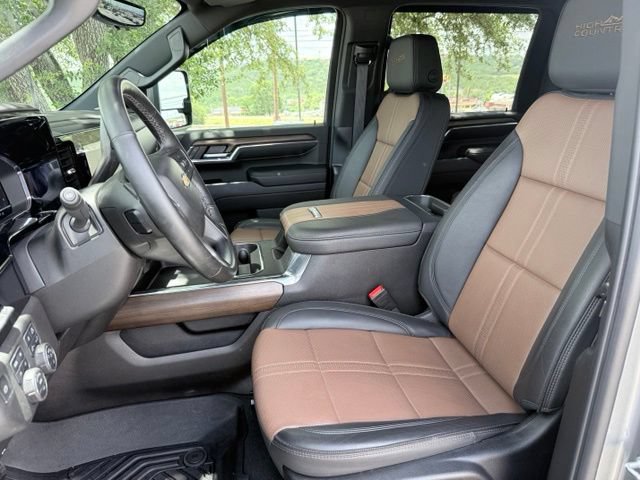 Certified 2024 Chevrolet Silverado 2500 High Country w/ Technology Package AWD/4WD image 25