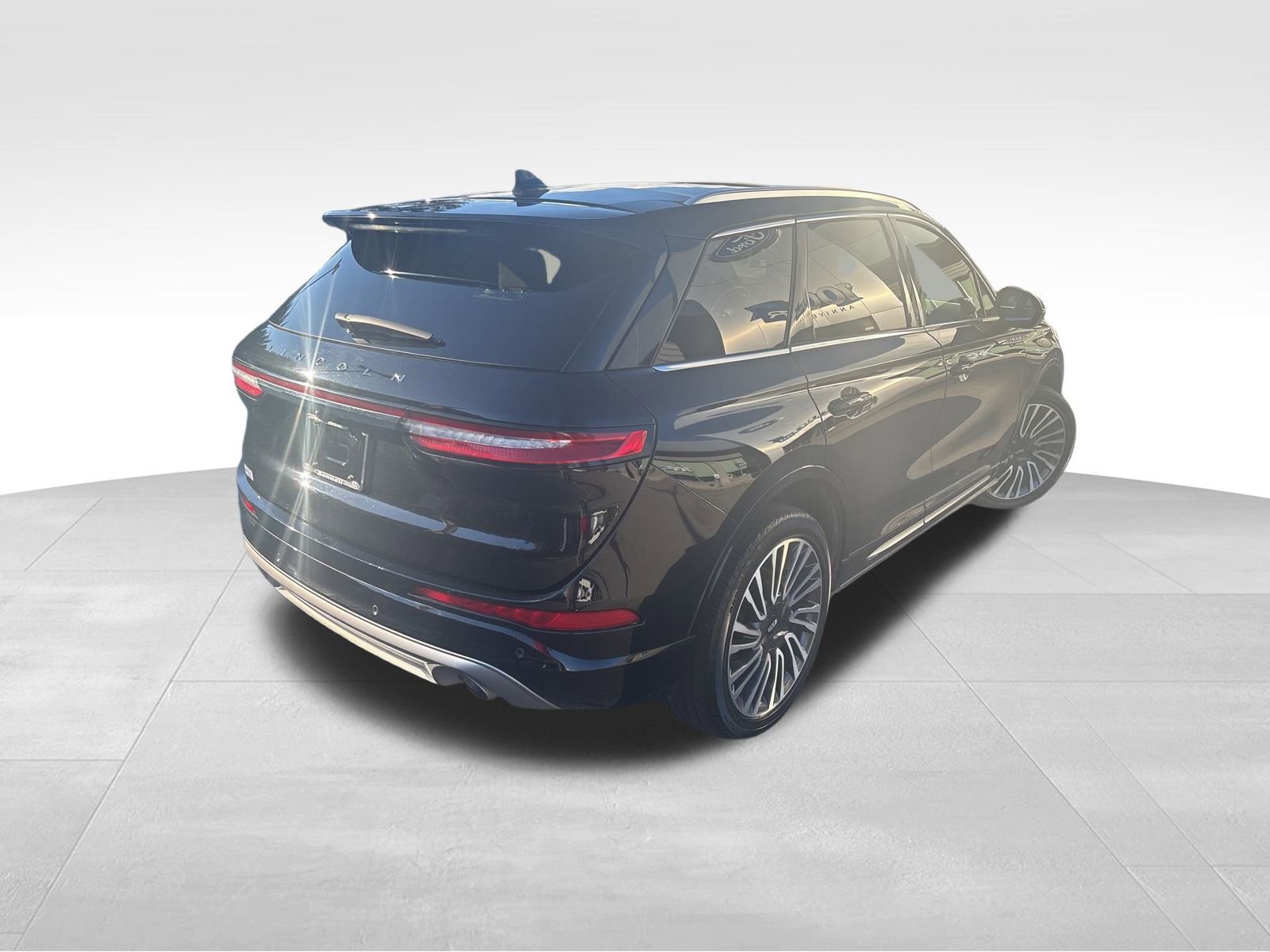 Used 2022 Lincoln Corsair Reserve w/ Sport Package image 6