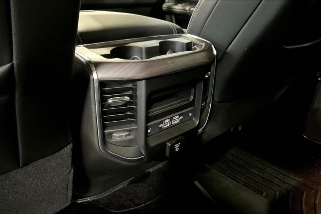 Used 2025 RAM 2500 Laramie AWD/4WD image 11