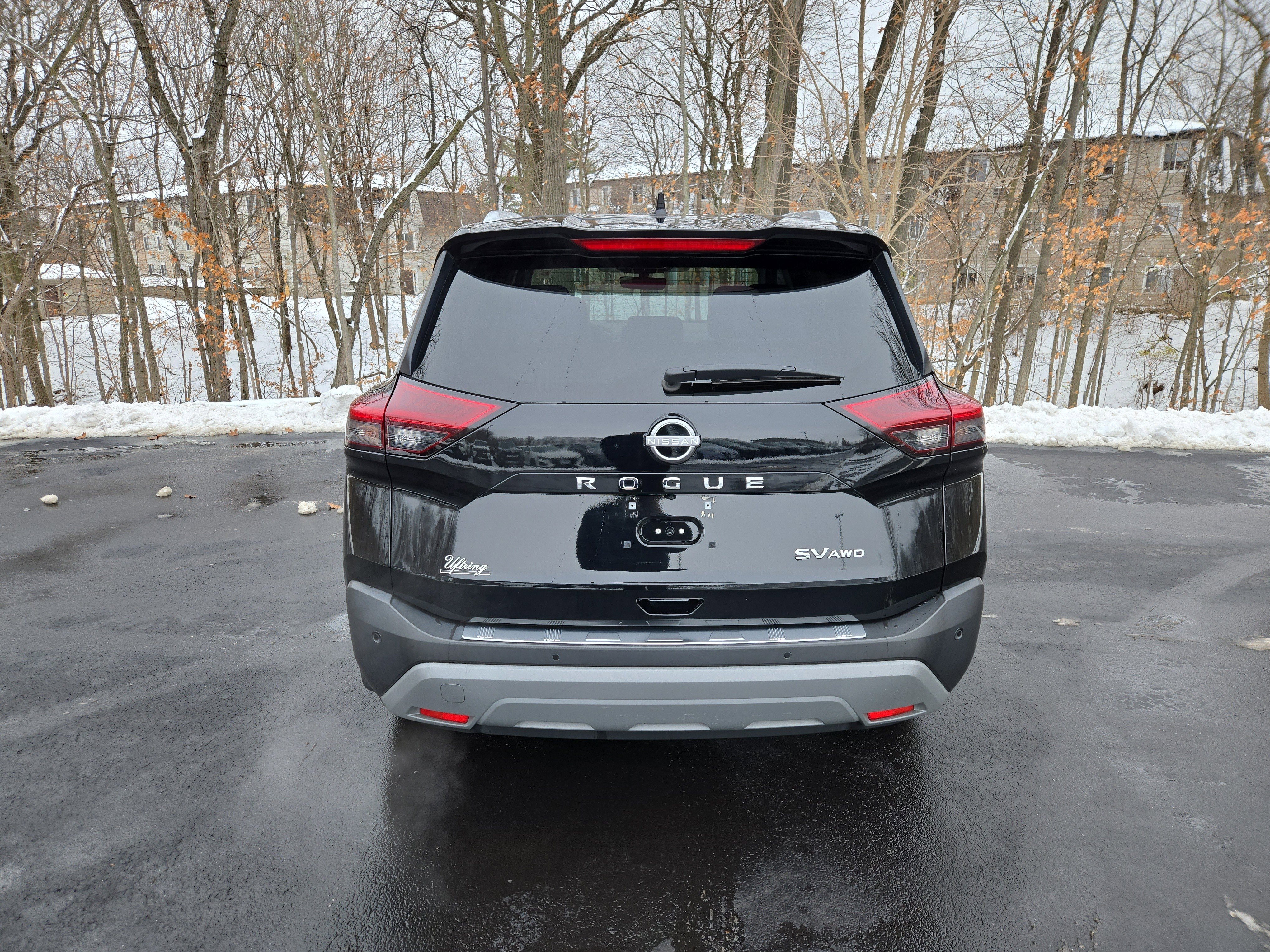 Used 2022 Nissan Rogue SV w/ SV Premium Package image 8