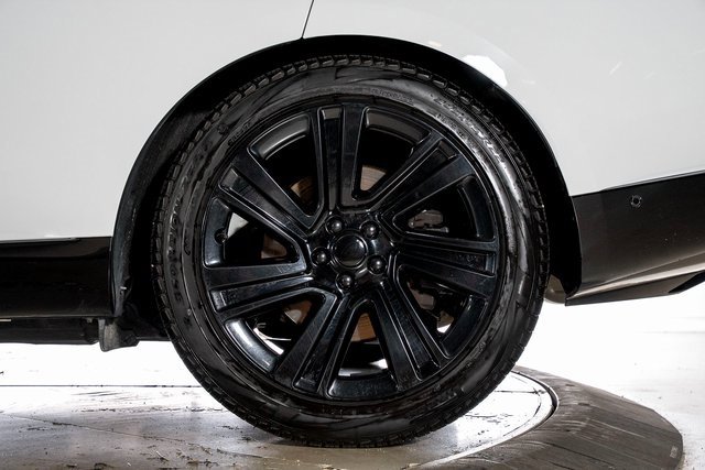 Used 2023 Land Rover Range Rover SE image 13