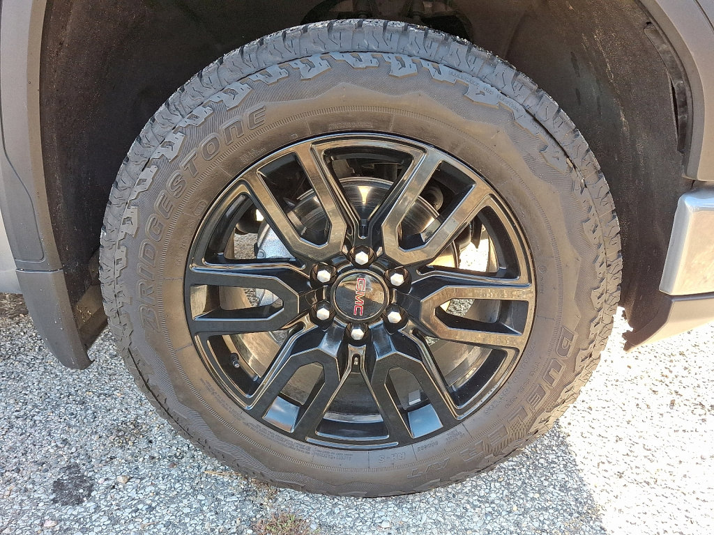 Used 2024 GMC Sierra 1500 Elevation image 9