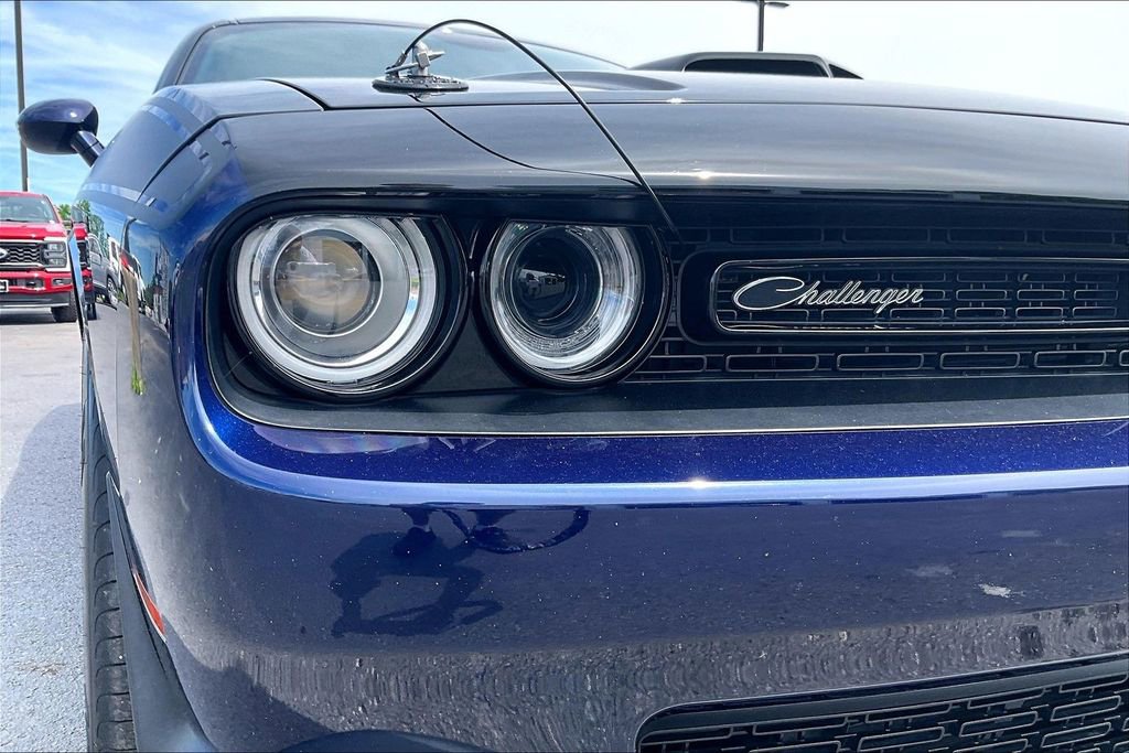 Used 2017 Dodge Challenger R/T Scat Pack RWD image 35