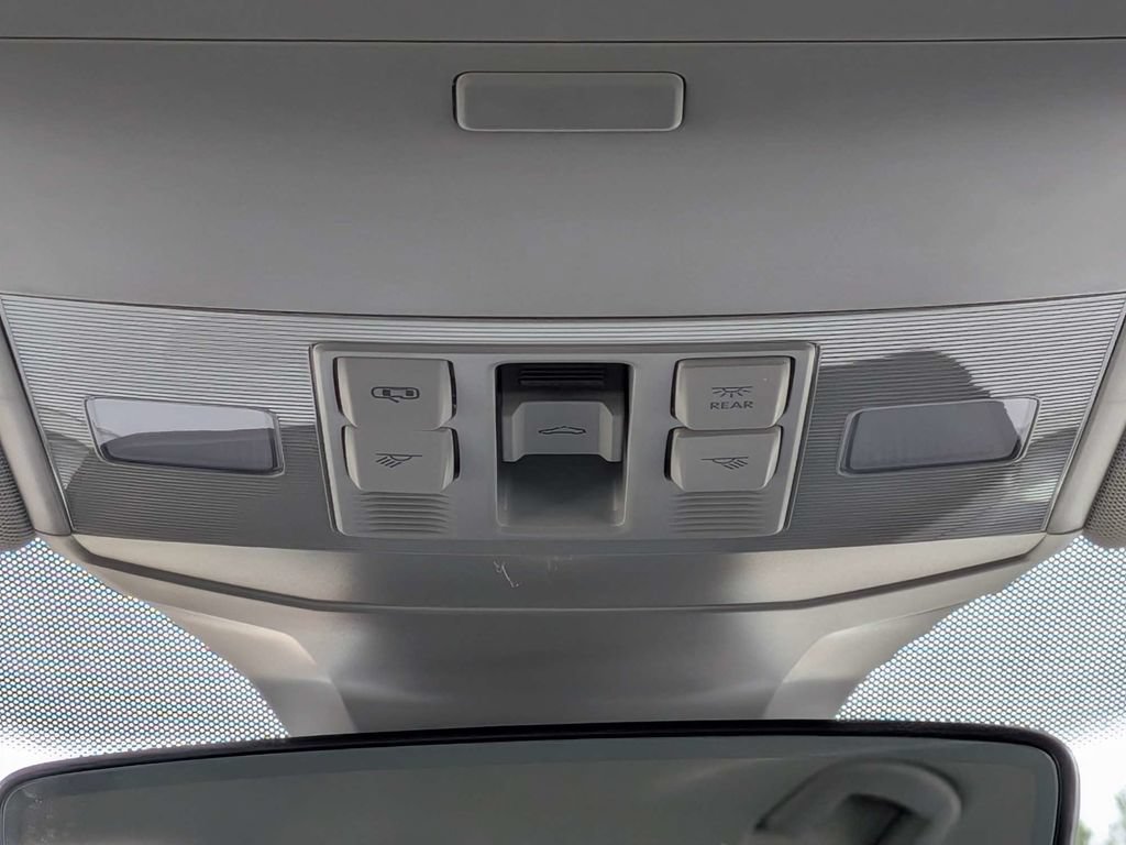 Certified 2026 Volkswagen Jetta SEL FWD image 25