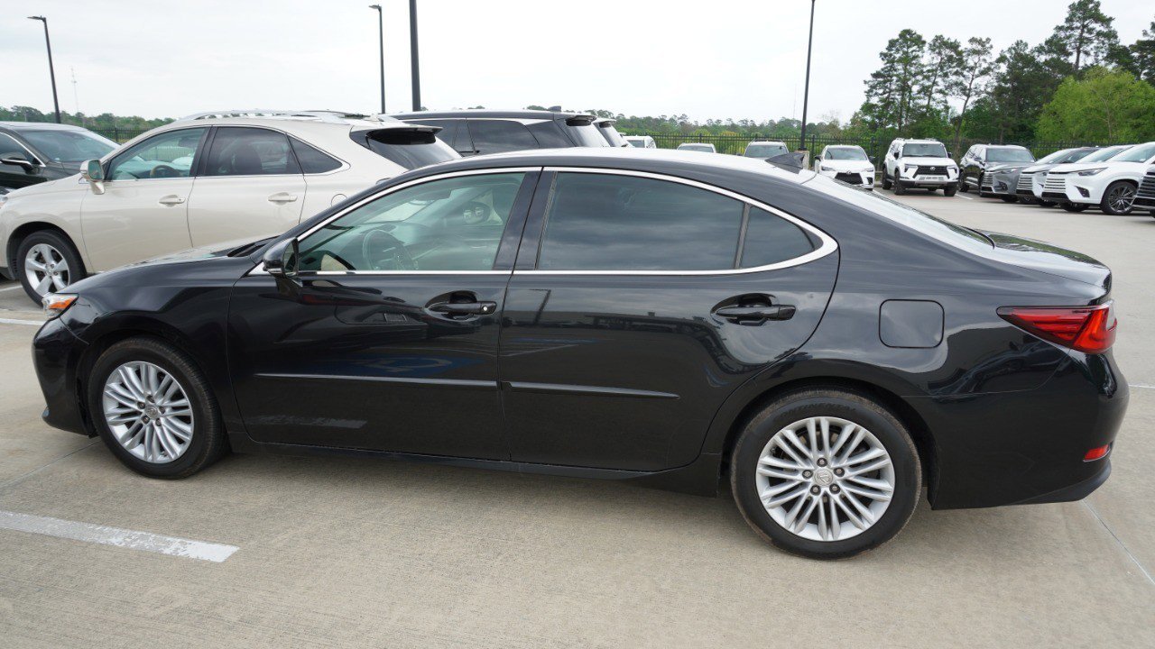 Used 2018 Lexus ES 350 w/ Accessory Package 2 image 5