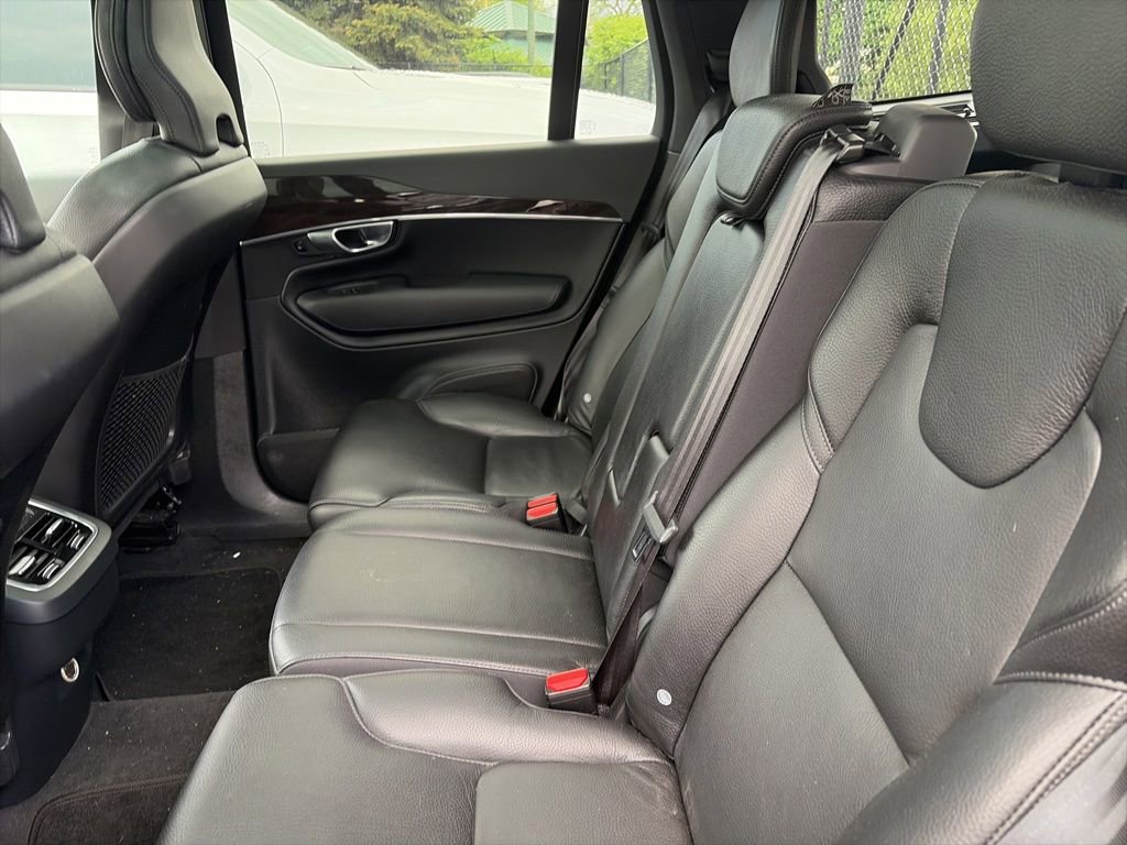 Used 2019 Volvo XC90 T6 Momentum w/ Advanced Package AWD/4WD image 13
